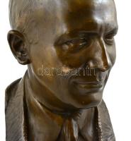 Telcs Ede (1872-1948): Testvére, Telcs Arnold portréja. Bronz, jelzett: Telcs 1934, önt. Szili. Márv...