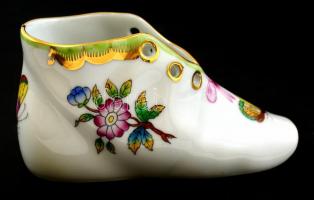 Herendi Viktória mintás porcelán cipő, kézzel festett, jelzett, apró kopásnyomokkal, 10×4×5 cm