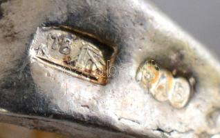 Ezüst(Ag) medál, zöld kővel, jelzett, 2×1,2 cm, bruttó: 2,3 g