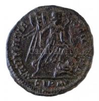 Római Birodalom / Sirmium / I. Constantinus 324. Follis Br (2,92g) T:2,2-
Roman Empire / Sirmium / ...