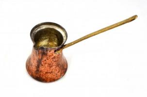 Réz kávéfőző edény javításnyomokkal. m: 31 cm