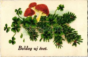 1943 Boldog Újévet! / New Year greeting card, mushrooms with clovers (EK)