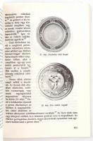 Füvessy Anikó: A tiszafüredi mázas kerámia. Studia Folkloristica Et Ethnographica 33. Debrecen, 1993...