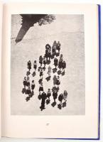 Németh József: Leica felvételek. A szerző 130 felvételével. Bp., 1944, Athenaeum. Kiadói félvászon-k...