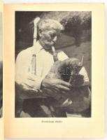 Cserhát útikalauz. Összeáll.: Kristóf Sándor. Bp., 1957., Sport. Kiadói papírkötés, kissé szakadt cí...