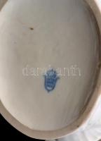 Unterweissbach porcelán sas, kézzel festett, jelzett, kis kopásnyomokkal, m: 31,5 cm