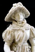 Nő csipkeruhában, fehér mázas porcelán figura, jelzett, apró lepattanásokkal, m: 24 cm