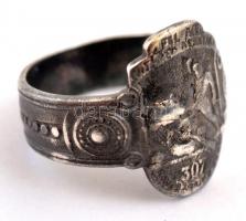 "Fel fel vitézek a csatára" 307. honvéd gyalogezred feliratú ezüst (Ag) gyűrű, méret: 52