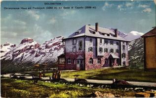 1912 Passo Pordoi, Pordoijoch (Dolomiti, Dolomites); Christomannos Haus am Pordoijoch (2250 m) mit Sasso di Capello (Dolomiten) / chalet, tourist hotel, mountain peaks. Gerstenberger & Müller 283. (EK)