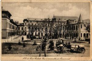 Galati, Galatz; Institutul Notre Dame de Sion, Vue d'ensemble du Pensionnat / boarding school, gardeners (EK)