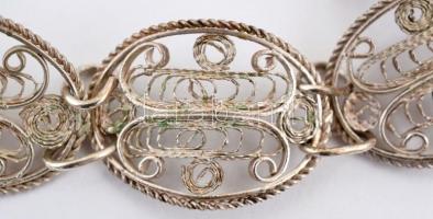 Ezüstözött fém karkötő filigrán díszítéssel, h: 14 cm