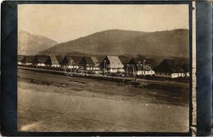 Vág folyó menti falu / village on Váh riverside / Dorf an der Waag. photo