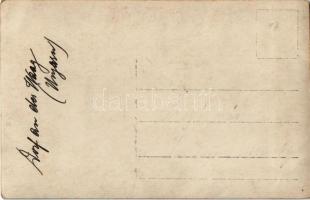 Vág folyó menti falu / village on Váh riverside / Dorf an der Waag. photo