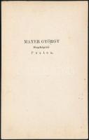 cca 1860 Női egész alakos portré, keményhátú fotó Mayer György fényképíró pesti műterméből, 10,5x6,5...