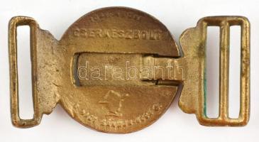cca 1930-1940 "Légy résen!" feliratú cserkész övcsat, réz, Cserkészbolt jelzéssel, 8x4 cm