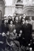 cca 1944-1949 A Kispest AC. labdarúgó csapatról készített 4 db fénykép és Köte András igazolt labdar...