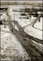 cca 1933 Kinszki Imre (1901-1945) budapesti fotóművész hagyatékából, vintage NEGATÍV (Zugló, a bolgár kertészeten át vezető útról, a lakás ablakából fotografálva), 6,5x4,5 cm