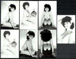 cca 1976 Vidám pillanatok, 13 db vintage fotó, szolidan erotikus felvételek, 14x9 cm