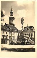 Sopron, I. Ferenc József tér, Szentháromság szobor. photo