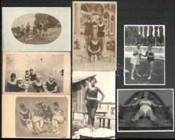 A női fürdőruhák evolúciója, cca 1900 és 1970 között, különböző helyszíneken készült, vintage fotók, 9x12 cm és 18x24 cm között