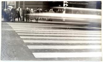 cca 1974 Huszár Mátyás: Fantom, feliratozott, vintage fotóművészeti alkotás, a magyar fotográfia avantgarde korszakából, kasírozva, 23x39,5 cm
