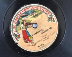 cca 1910-20 Első Magyar Hanglemezgyár, össz. 4 db gramofon lemez: Pásztorok, Pásztorok, Mennyből az ...