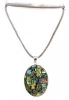 Paua kagylós, mozaikos medál, selyemzsinóron, dobozban 4×3 cm, h: 40 cm