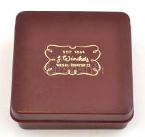 Paua kagylós medál, selyemzsinóron, dobozban 2,5×5 cm, h: 41 cm