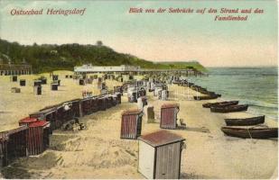 Heringsdorf (Ostseebad), Blick von der Seebrücke auf den Strand und das Familienbad / beach, bath, boats. Verlag Gustav Hübner No. 441. (EK)