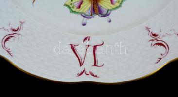 Herendi Viktória mintás falióra, kézzel festett, jelzett, apró kopásnyomokkal, müködik, d: 28 cm