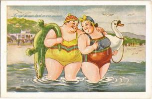 Levegő és zsír tart a víz szinén! / fat lady humour, ladies at the beach