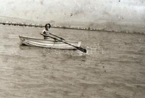 cca 1945 előtt, különféle időpontokban és eltérő helyszíneken készült, 111 db vintage negatív, válto...