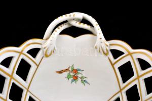 Herendi csipkebogyó mintás áttört kínáló, kézzel festett, jelzett, hibátlan. d: 22 cm, m: 8 cm