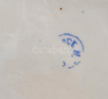 Orosz szerelmespár népviseletben, kézzel festett, jelzett hibátlan /
Russian lovers in national cos...