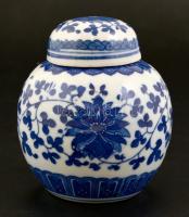 Kínai kék-fehér porcelán gyömbértartó, jelzett, levonóképes, kis kopásnyomokkal, m: 9,5 cm