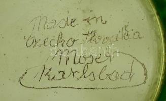 Walther - Moser Karlsbad (Made in Czechoslovakia ) jelzéssel formába öntött zöld váza, palástján sav...