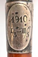 cca 1910-35 Lovaglópálca és kutyaostor tétel, össz. 3 db: 1 db nád, felső részé bőr borítással, ezüs...