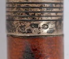 cca 1910-35 Lovaglópálca és kutyaostor tétel, össz. 3 db: 1 db nád, felső részé bőr borítással, ezüs...