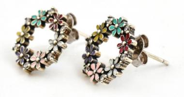 Ezüst(Ag) virágos fülbevalópár, Pandora jelzéssel, d: 1,5 cm, bruttó: 2,6 g