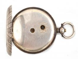 Ezüst(Ag) zsebóra, ép számlappal, felhúzókulcs nélkül, jelzett, d: 3,8 cm, bruttó: 43,5 g