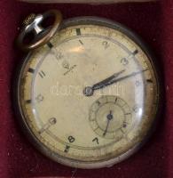 15 darabos, különféle márkájú zsebóra gyűjtemény, közte Enigma, Haller, Sigma. Tárolódobozban, valam...