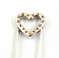 Ezüst(Ag) bross, 4 db charmmal, Pandora jelzéssel, h: 5 cm, bruttó: 6,5 g