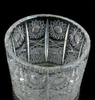 Csiszolt ólomkristály váza, ezüst díszítéssel, jelzés nélküli, karcolásokkal, foltokkal m: 20,5 cm