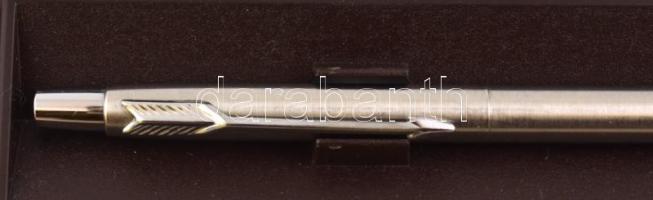 Parker fém golyóstoll eredeti dobozában, jó állapotban, h: 13 cm