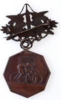 ~1920. Br kerékpáros díjérem "HAWEL BP" gyártói jelzéssel (37x37mm) T:2