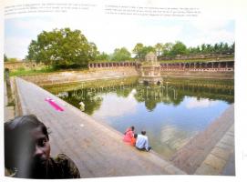 India. Istenek gyermekei. Children of Gods. Szerk.: Rajsli Emese. Szöveg: Hidas Gergely, Kiss Csaba,...