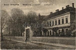 1917 Királyhida, Bruckújfalu, Bruck-Újfalu, Bruckneudorf; Lajtaöv. Vasúti Levelezőlapárusítás 1018. / Leithagürtel (EB)