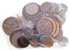 Vegyes magyar és külföldi fémpénz tétel 250g-os súlyban T:vegyes Mixed coin lot in the weight of 250g C:mixed