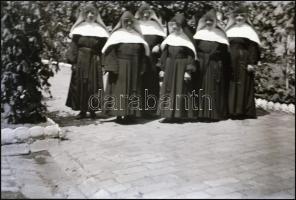 10 db reklámos papír fotótasak, többségükben fotónegatívval