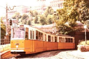 12 db színes villamos-fotó